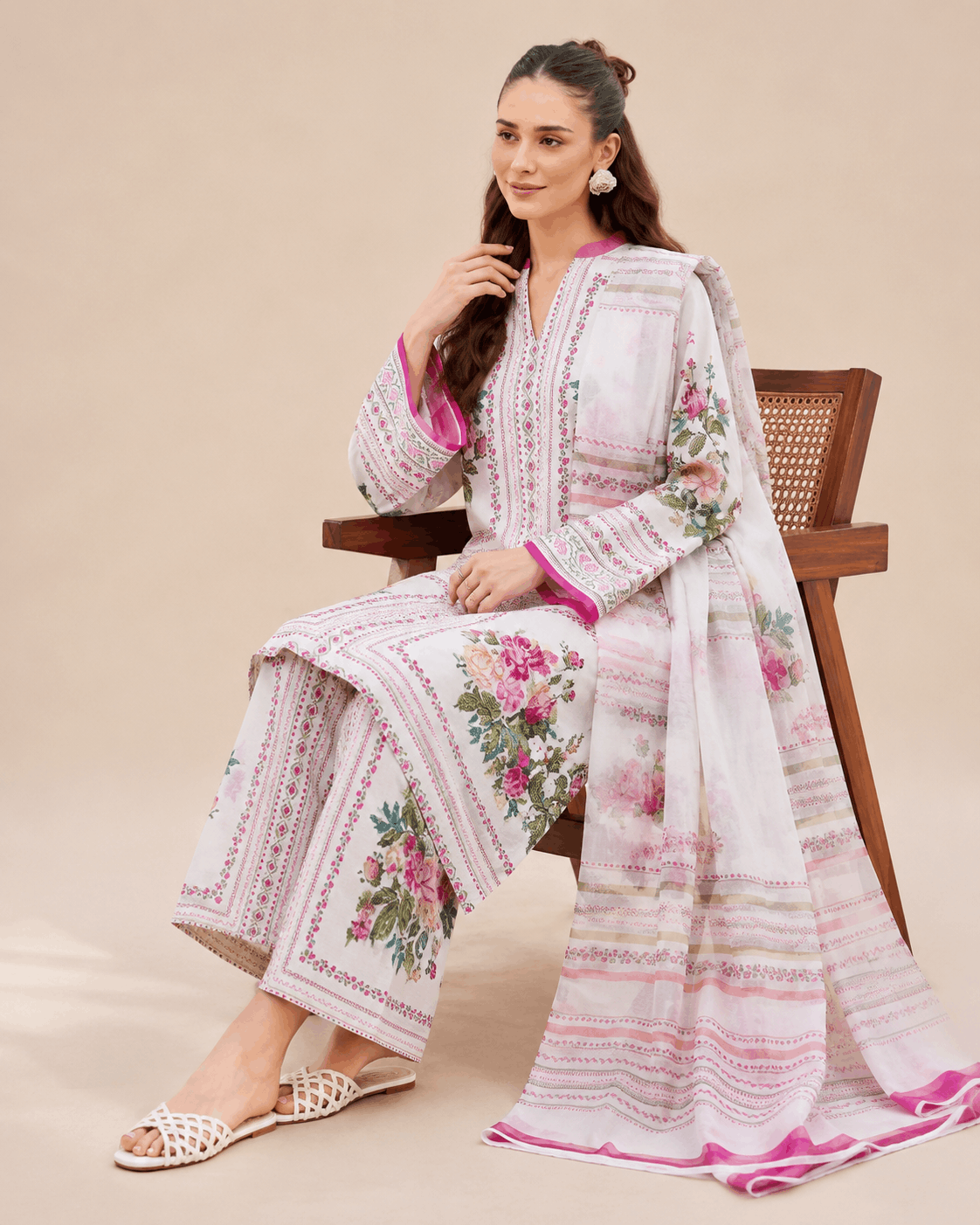 Farasha Rose Elegance 3-Piece Unstitched Lawn Suit - Image 2